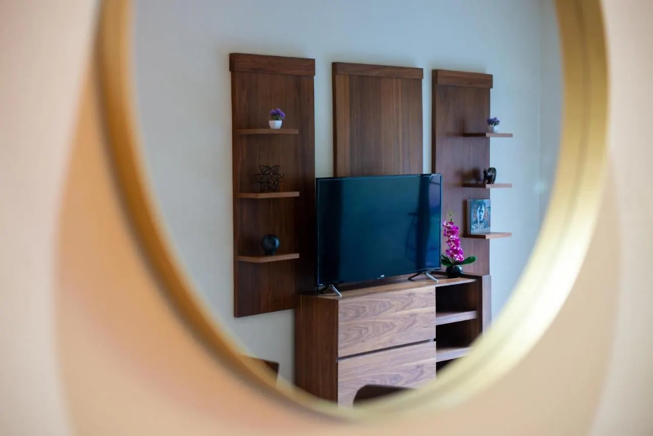 Tropical Elegance: Luxurious Apt With Pool View Tulum 0*,