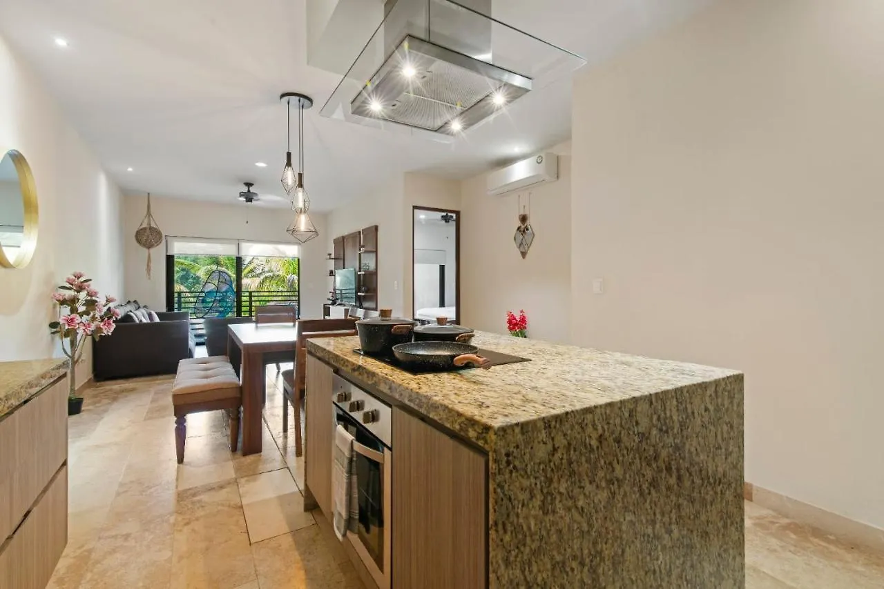 Apartment Tropical Elegance: Luxurious Apt With Pool View Tulum Mexico