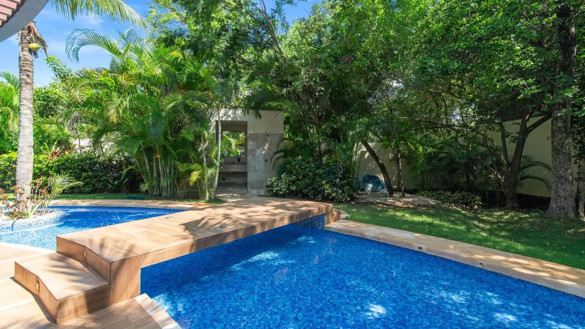 Tropical Elegance: Luxurious Apt With Pool View Tulum 0*,  Mexico